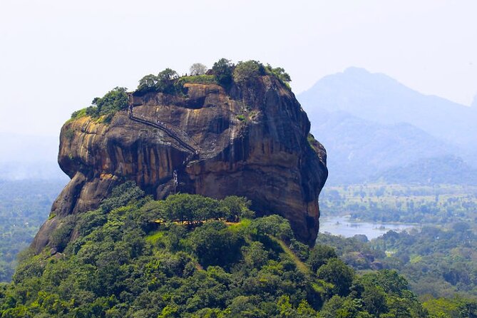 All-inclusive Day Tour of Sigiriya & Dambulla from Colombo - Sigiriya Museum First: Getting the Story Before You Climb