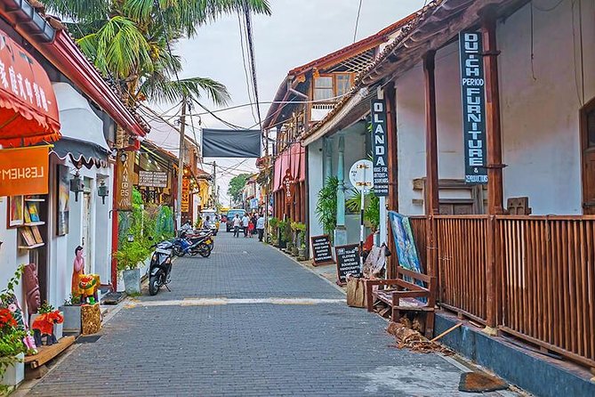 All Inclusive Galle Day Tour from Colombo & Negombo - Service style: guides who make the day feel easy