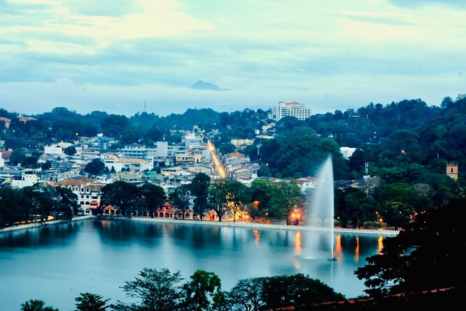 All Inclusive Kandy Private Day Tour From Colombo and Negombo - Sacred Temple Day at the Temple of the Sacred Tooth Relic