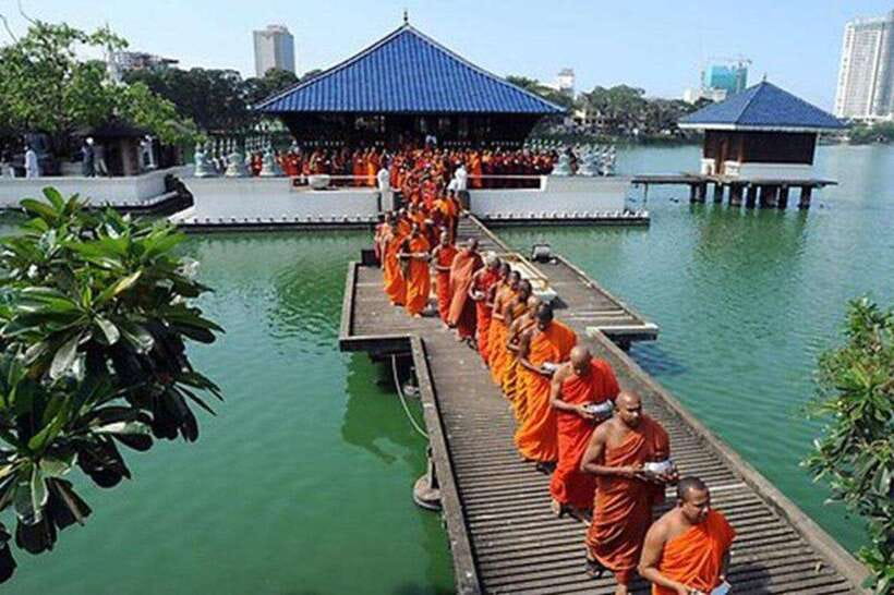 Ceylon Tea Experience from Colombo Port Passenger Terminal - Colombo stops you get on the way back (Lotus Tower, temples, and sea air)