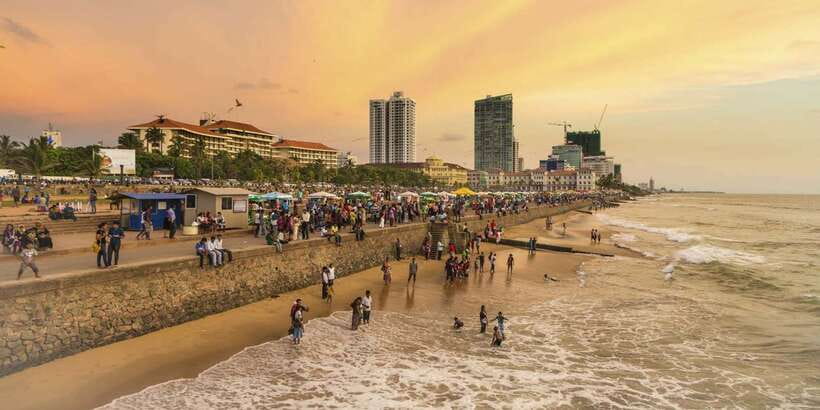 Colombo: All-Inclusive Morning & Afternoon Private City Tour - The real difference makers: guides, pace, and “where to put your attention”