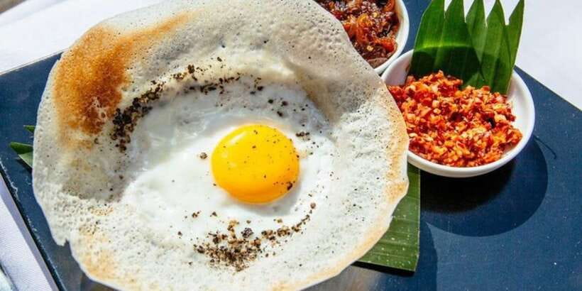 Colombo: All Inclusive Street Food Tour - Galle Face: kottu by the ocean and local drinks