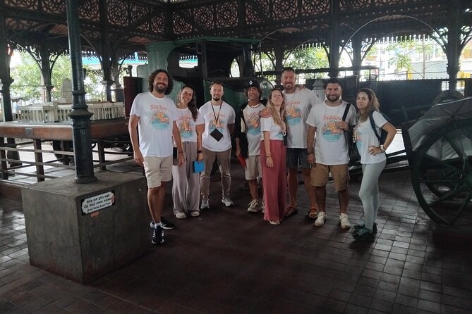 Colombo City Highlights Bus Tour - Included extras that actually come in handy