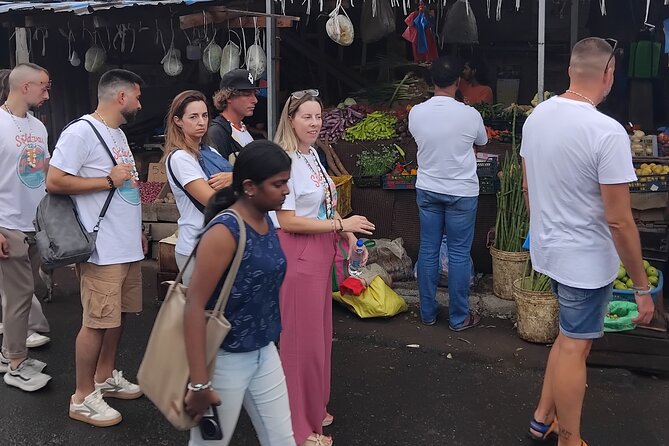Colombo City Highlights Bus Tour - Should you book the Colombo City Highlights Bus Tour?