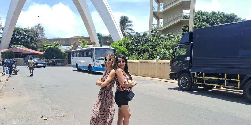 Colombo: City Tour by Tuk Tuk with Srilanka Traditional Food - Key highlights you’ll feel right away