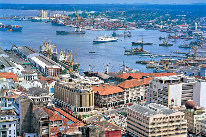 Colombo City Tour | From Colombo Port - Kollupitiya Market and Galle Face Green: A Break That Feels Local
