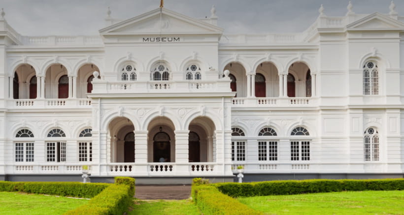 Colombo City Tour with Entry Tickets & Hotel Pickup - Pettah Market: where to shop, how to move, and the Red Mosque moment