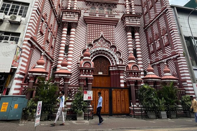 Colombo City Tour With Historical Places ( All Inclusive ) - Fort (Colombo): Where the Financial City Lives