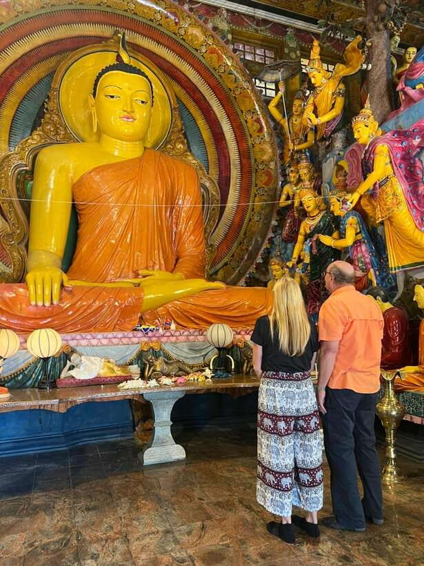 Colombo: Guided City Tour - The Guides: Dilan, Tharaka, Denver, Perera, and Shimaz Make It Personal