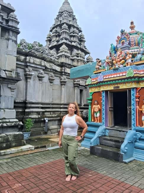 Colombo Heritage &Culture City Tour by Tuk Tuk ALL INCLUSIVE - What it’s like with the guide: flexibility and real answers