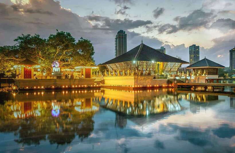 Colombo: One Day Private City Tour With Gangaramaya Temple - Cinnamon Garden Drive-By: The Colonial Neighborhood Feel