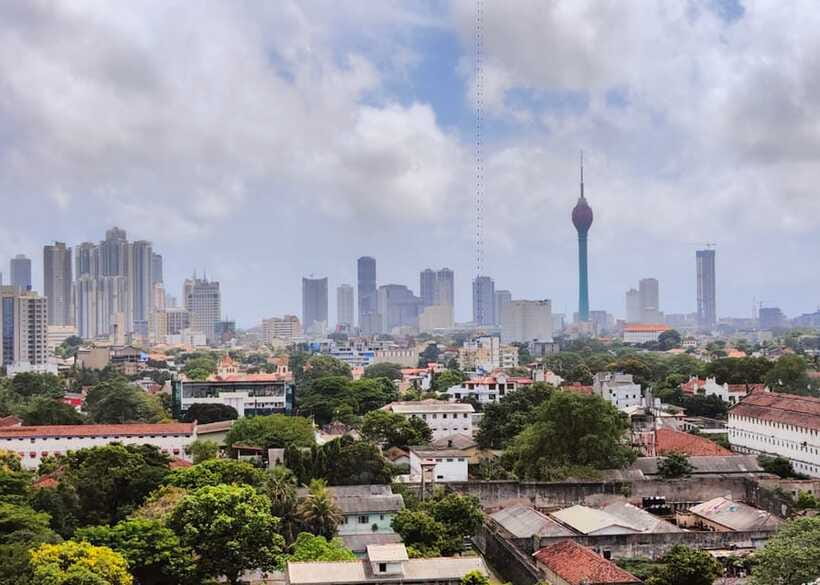 Colombo: One Day Private City Tour With Gangaramaya Temple - Dutch Hospital, Pettah, Wolvendaal Church, and the Colombo Street-Scene Stops