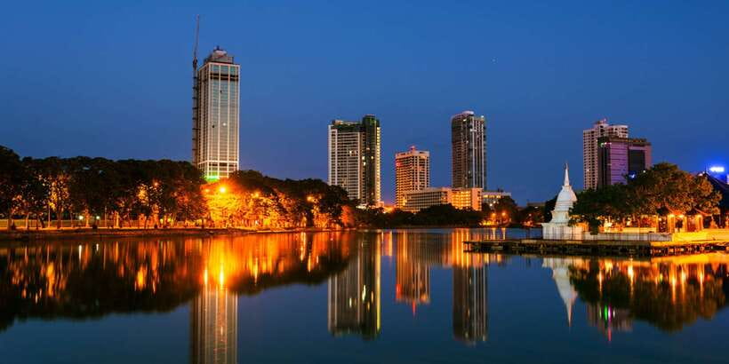 Colombo: Private City Sightseeing Tour - Colombo Lighthouse: a quick stop with outsized payoff