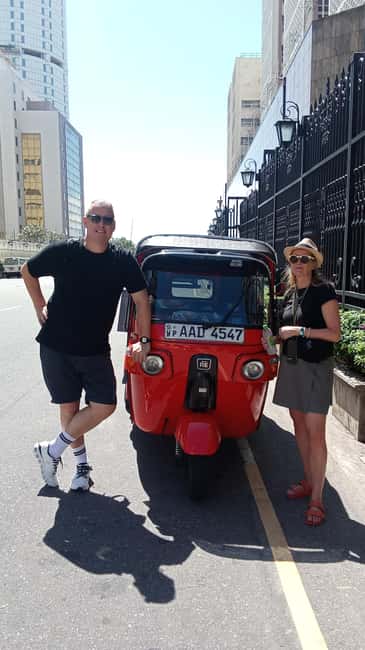 Colombo: Private City Tour by Tuk tuk - All Inclusive - Floating Market and Pettah: shopping chaos with a purpose