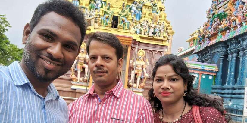 Colombo: Private City Tour by Tuk Tuk with Hotel Pickup - The guide and ride quality: what makes this tour feel easy
