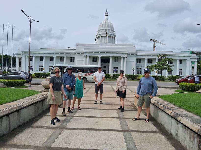 Colombo: Private Guided Tuk Tuk City Tour with Hotel Pickup - Private tour value: $25 per person and what it buys you