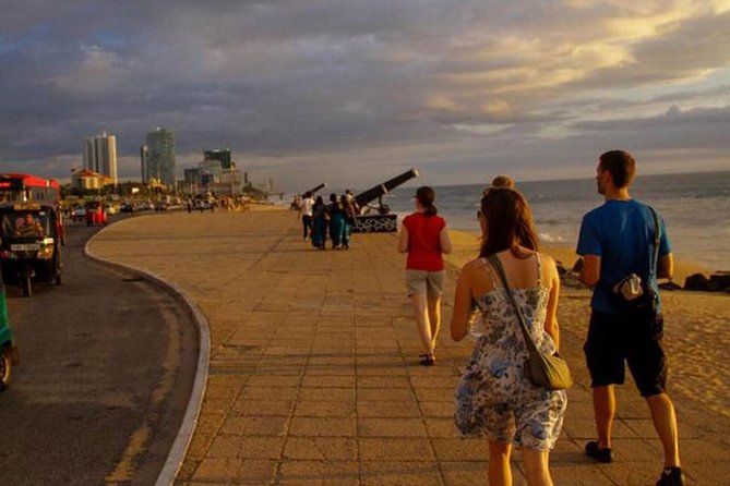 Colombo Sightseeing and Shopping Private Tour Including Lunch - Seema Malakaya: The Beira Lake Meditation Break