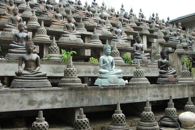 Colombo Sightseeing and Shopping Private Tour Including Lunch - Galle Face Green: Classic Waterfront Time Without Overthinking It