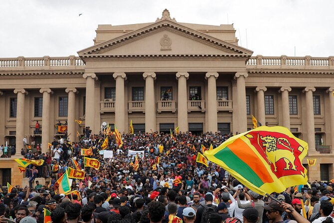Colombo Social and Political Walk - Key highlights worth showing up for