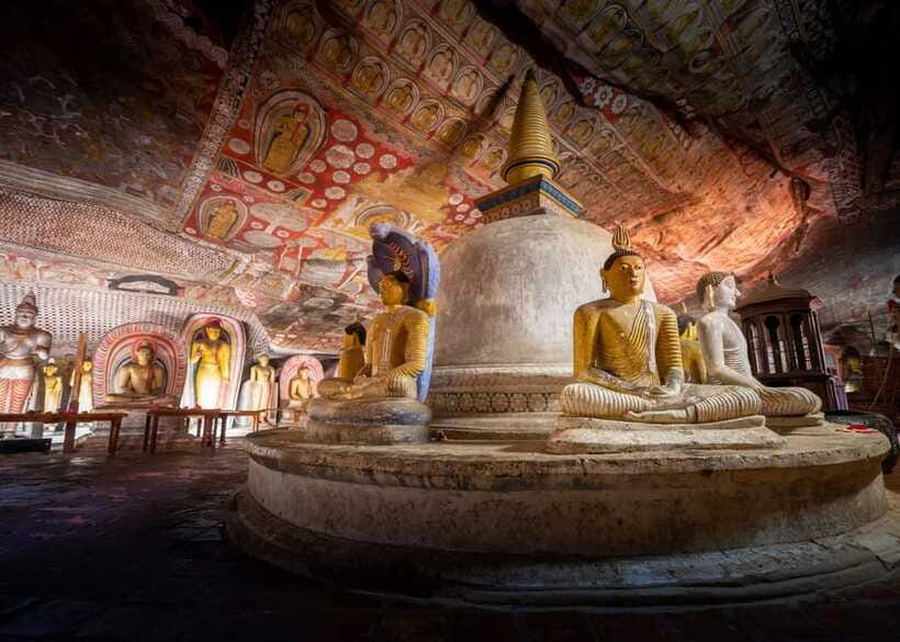 Colombo: Sri Lanka Cultural Triangle Hotspots 2-Day Tour - Polonnaruwa: where the ancient city feels like a map you can read