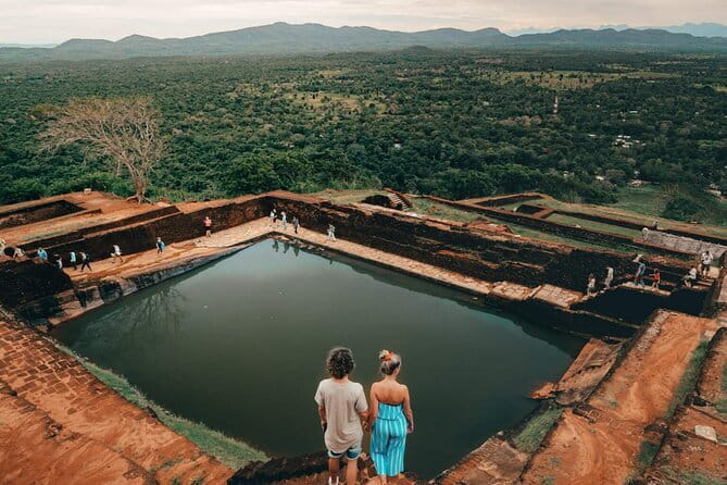 Colombo to Kandy Shuttle with Dambulla Sightseeing Tour - Key highlights worth planning around