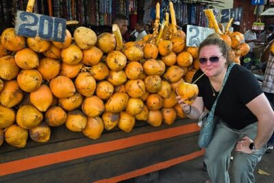 Colombo Tuk Tuk Adventure Explore Food & Culture - Pettah start: king coconut and street-food confidence