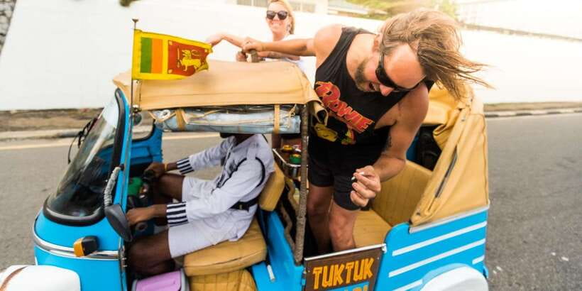 Colombo: Tuk Tuk City Highlights Tour with Lunch - Colombo Safari by Tuk Tuk: What Makes It Feel Easy