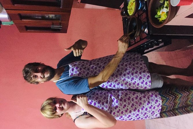Cooking class in Srilanka - Chef-Led Technique: Coaching You While You Cook