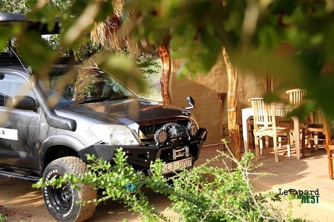 Exclusive : Overnight Leopard Safari with Luxury Glamping - Day 2 dawn: tea, a Nimalawa nature trail, and breakfast by the lake