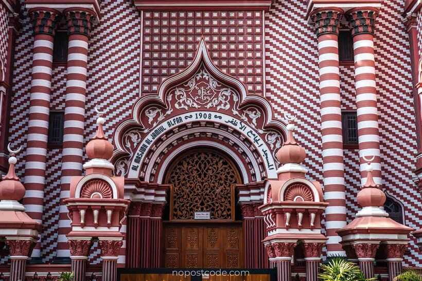Explore The Colombo City by Private Tuk Tuk or Car - Price and value: what $20 per person really buys