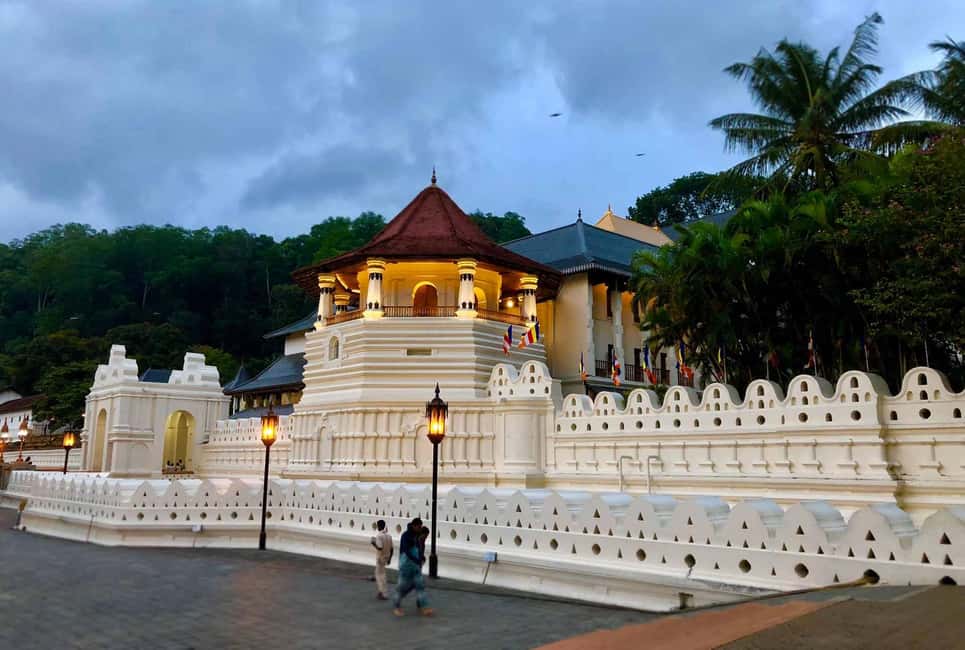 From Colombo: Kandy Temple of Tooth & Elephant Orphanage - Colombo to Kandy in 12 Hours: Ride, Pickup, and What You’re Really Paying For