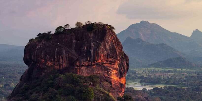 From Colombo: Sigiriya and Dambulla Full-Day Private Tour - Golden Temple of Dambulla: Buddha Caves, Frescoes, and Five Main Stops