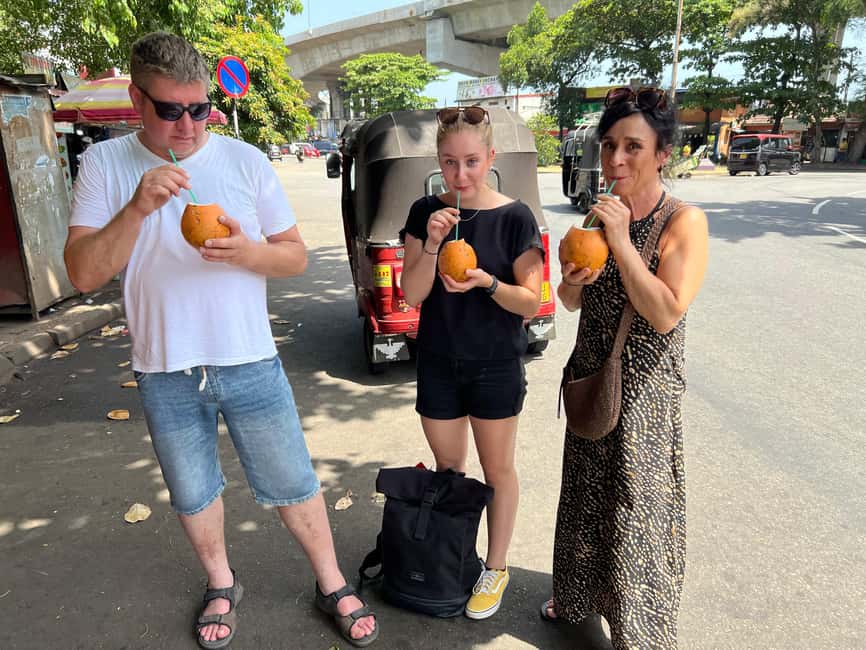 From Negombo: Colombo City Tour by Tuk Tuk with Hotel Pickup - Street food ending: the right way to taste Colombo (without forcing it)