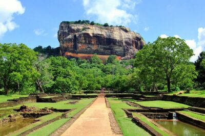 Full-Day Private Tour to Sigiriya and Dambulla - Price and logistics: what you pay for, what you’ll pay extra