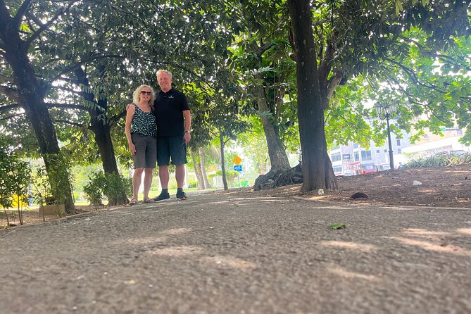 Highlights Colombo Day Tour With Afternoon HIGH TEA In Galle Face Hotel - Colombo Lighthouse (Clock Tower Remnant): A Quick Stop With Good Context