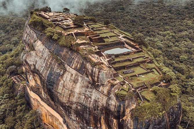 Kandy - Minneriya National park & Sigiriya Rock by tuk tuk tours - Sigiriya Rock area: lunch break timing and how to handle the stairs mood