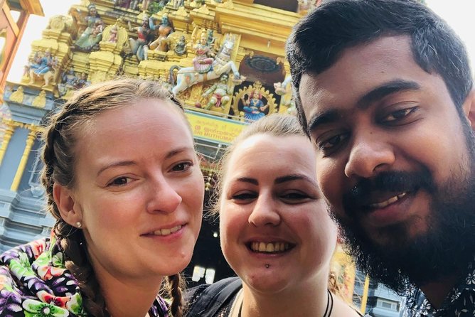 Kandy - Minneriya National park & Sigiriya Rock by tuk tuk tours - What to pack for a long day with stairs, safari dust, and sun