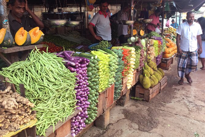 Market Tour and Cooking Class from Colombo - From breadfruit curry to fish or meat main: cooking in a home-style workshop