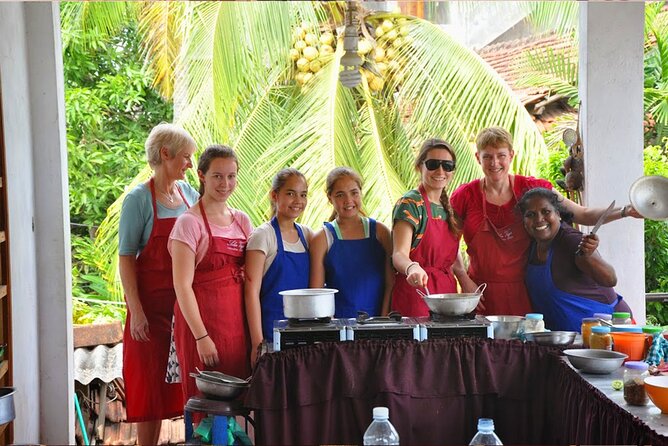 Market Tour and Cooking Class from Colombo - Tasting what you made: the included lunch or dinner moment