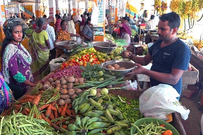 Market Tour and Cooking Class from Colombo - Comfort tips for Pettah alleys and studio time