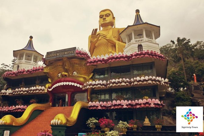 Personal Driver For Your Two Weeks Round Tour In Sri Lanka - Galle Dutch Fort and Gangaramaya: mixing coastal history with temple time