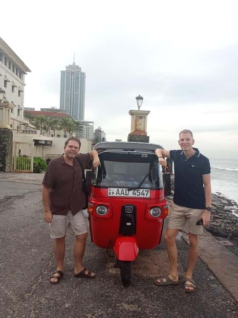 Personal Guided Colombo City Tour by Tuk Tuk - All Inclusive - Guide quality: what to ask for, and a name to remember