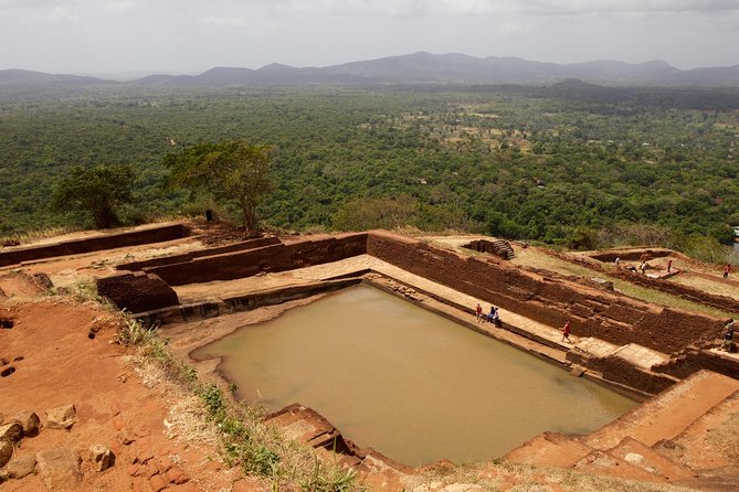Private Day Tour from Colombo to Sigiriya, Dambulla & Pidurangala - Stop 3: Pidurangala rock, the climb that gives you the views