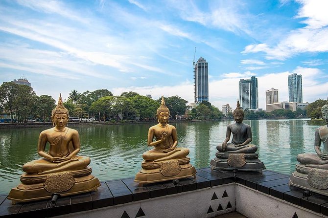 Private Night Tour in Colombo with Street Food Tasting - Stop 1: Galle Face Green at Night, Ocean Air and Street-Food Energy