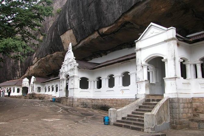 Sigiriya Day Tour From Colombo - What to expect from the tour day: pacing, group size, and comfort