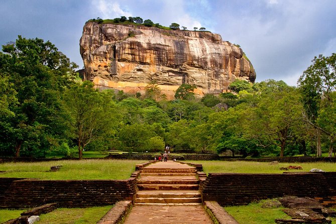 Sigiriya Rock and Dambulla Cave Temple Day Tour - Food, Entrance Fees, and the Real Cost of Doing It Right