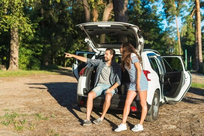 Sri Lanka Private car charter with driver and fuel. - Air-conditioned comfort and safe driving: the real quality test