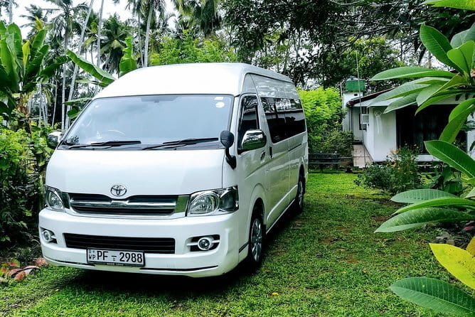 Sri Lanka Private car charter with driver and fuel. - Timing and luggage: the 12-hour day is generous, not unlimited