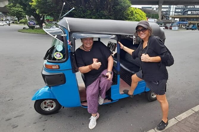 Tuk tuk colombo Sightseeing tour - Ceylon tea stop and how the tour avoids a full day’s fatigue